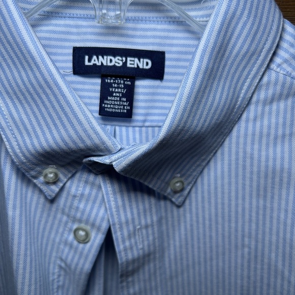 Lands' End Blue Button Down Shirt Elegant and Versatile - Picture 3 of 3